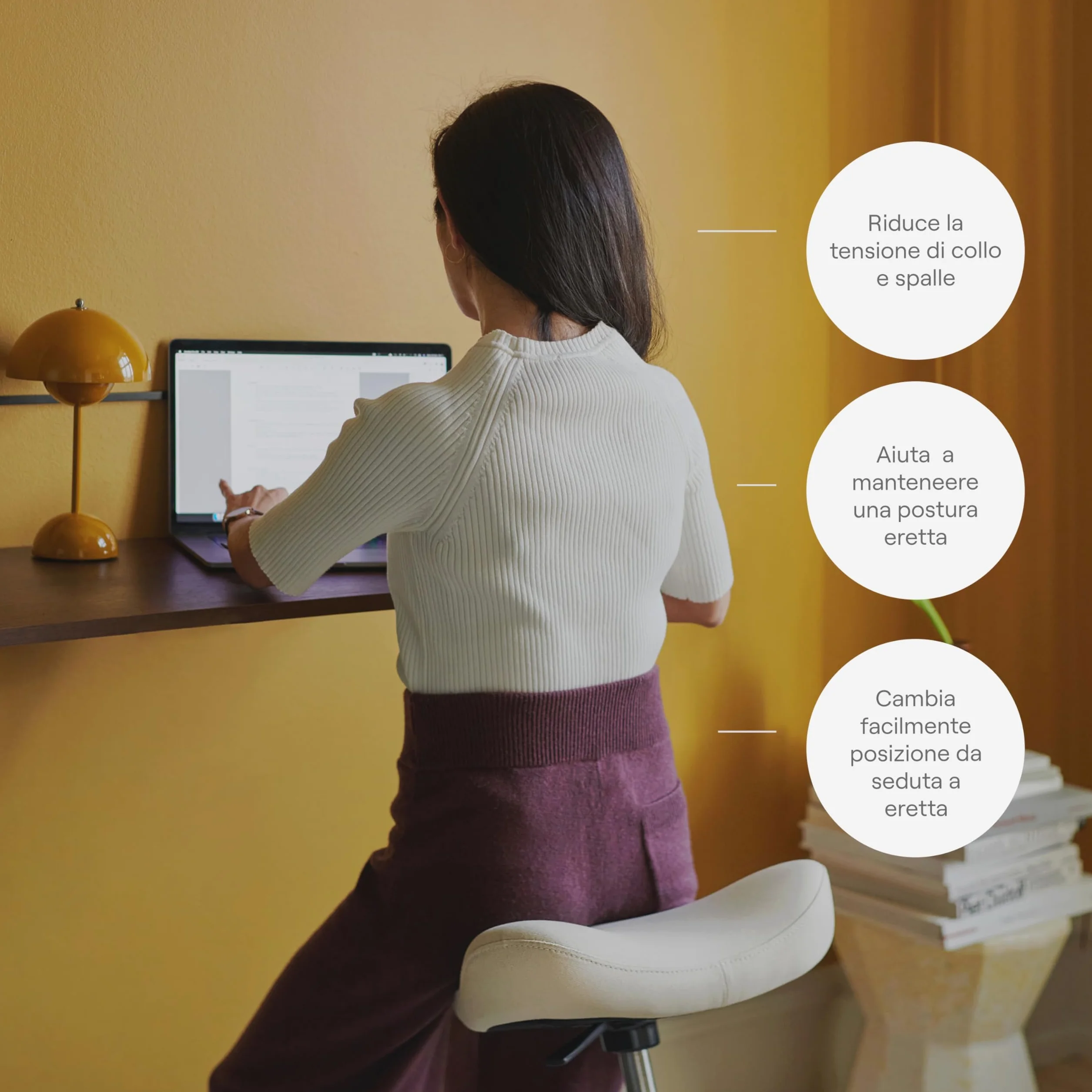 Varier Move ergonomiczny stołek o regulowanej wysokości z półką pozycyjną, drewnianą podstawą, czarny